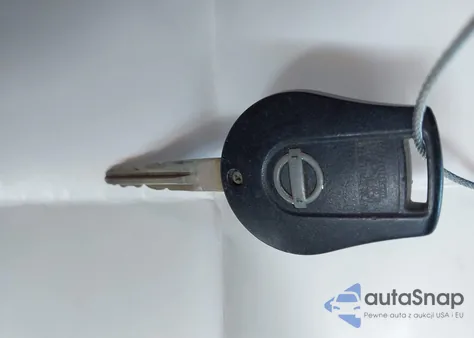 2015 Nissan Versa 1.6 Sv z USA, uszkodzony, nr VIN 3N1CN7AP5FL847761